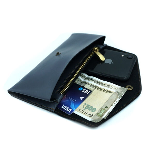 Best Customized Gift and Leather Products In All Over India in an affordable prices with good deals for you